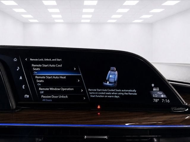2023 Cadillac Escalade 4WD Sport Platinum