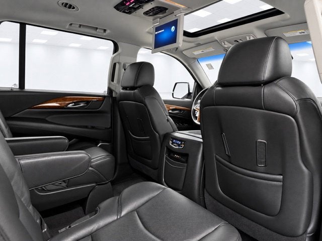 2016 Cadillac Escalade ESV Luxury Collection