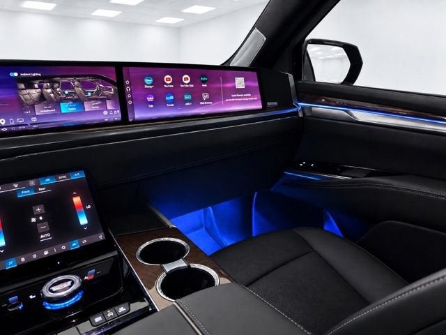 2025 Cadillac Escalade ESV Sport Platinum