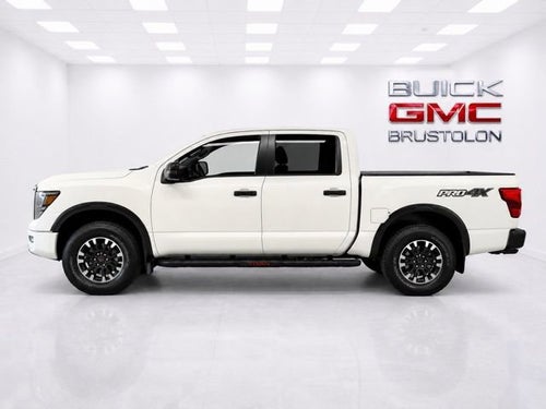 2023 Nissan TITAN Crew Cab PRO-4X 4x4