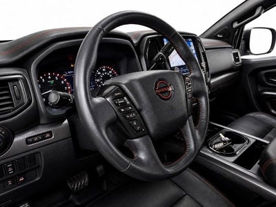 2023 Nissan TITAN Crew Cab PRO-4X 4x4