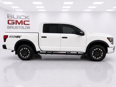 2023 Nissan TITAN Crew Cab PRO-4X 4x4