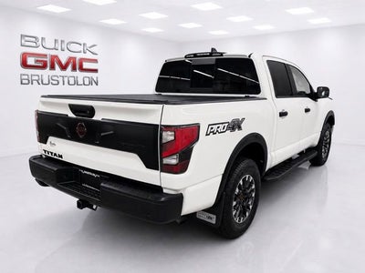 2023 Nissan TITAN Crew Cab PRO-4X 4x4