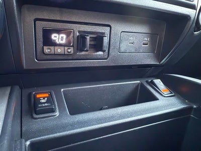 2023 Nissan Titan XD SV