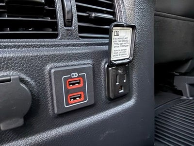 2023 Nissan Titan XD SV