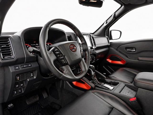 2024 Nissan Frontier Crew Cab PRO-4X 4x4