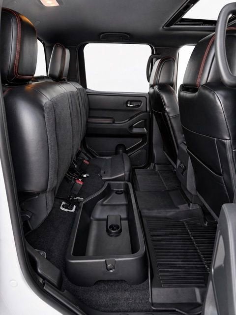 2024 Nissan Frontier Crew Cab PRO-4X 4x4