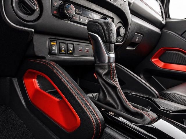 2024 Nissan Frontier Crew Cab PRO-4X 4x4