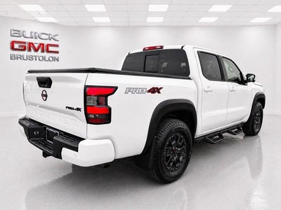 2024 Nissan Frontier Crew Cab PRO-4X 4x4