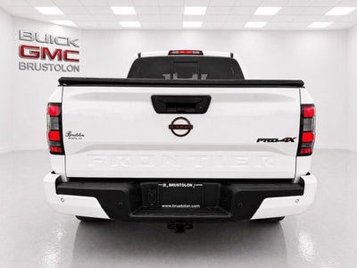2024 Nissan Frontier Crew Cab PRO-4X 4x4