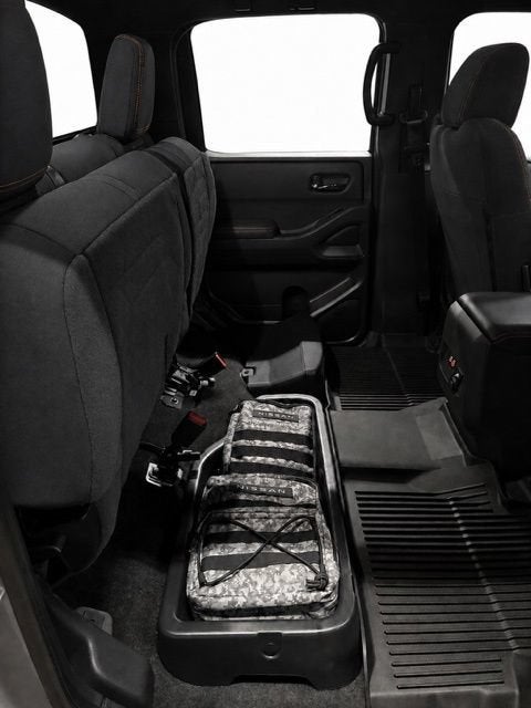 2024 Nissan Frontier Crew Cab PRO-4X 4x4