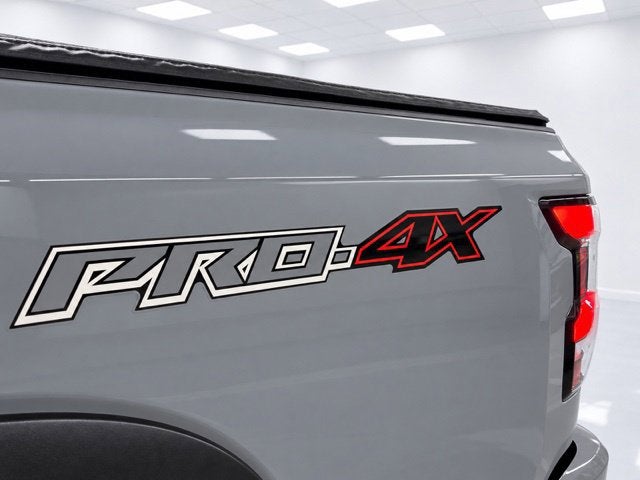 2024 Nissan Frontier Crew Cab PRO-4X 4x4