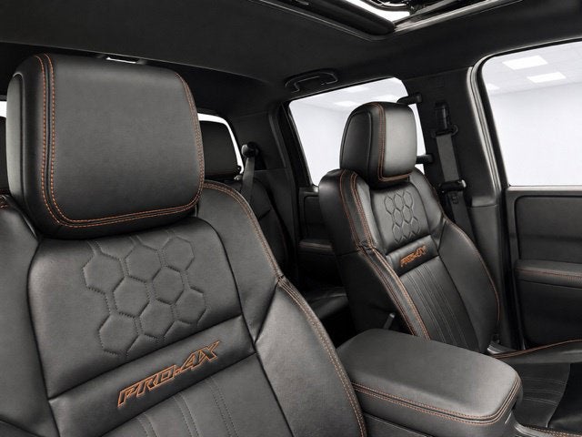 2024 Nissan Frontier Crew Cab PRO-4X 4x4