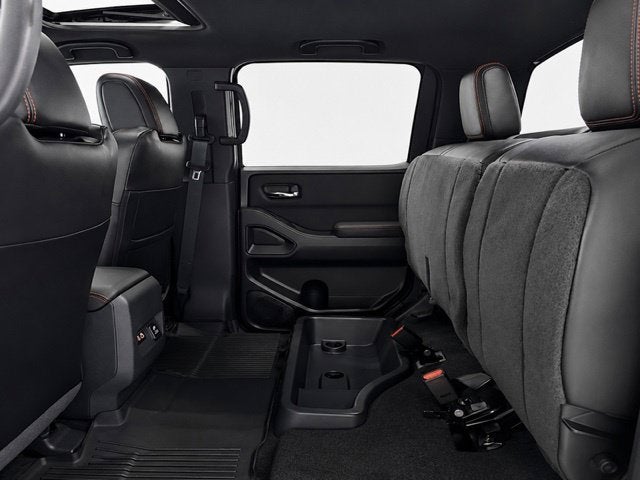 2024 Nissan Frontier Crew Cab PRO-4X 4x4