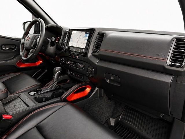 2023 Nissan Frontier Crew Cab PRO-4X 4x4