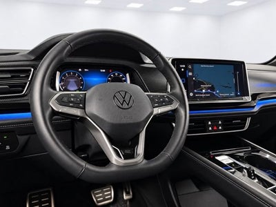 2025 Volkswagen Atlas Cross Sport 2.0T SEL Premium R-Line
