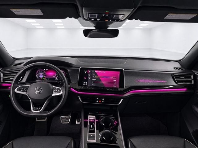 2025 Volkswagen Atlas Cross Sport 2.0T SEL Premium R-Line