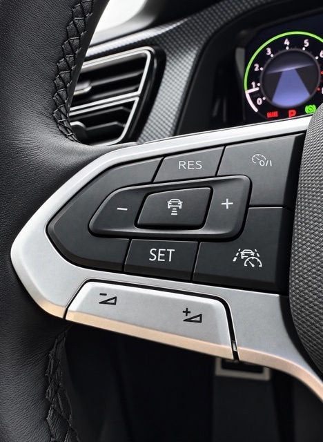 2025 Volkswagen Atlas Cross Sport 2.0T SEL Premium R-Line