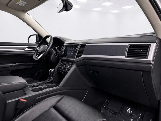 2021 Volkswagen Atlas 3.6L V6 SE w/Technology R-Line