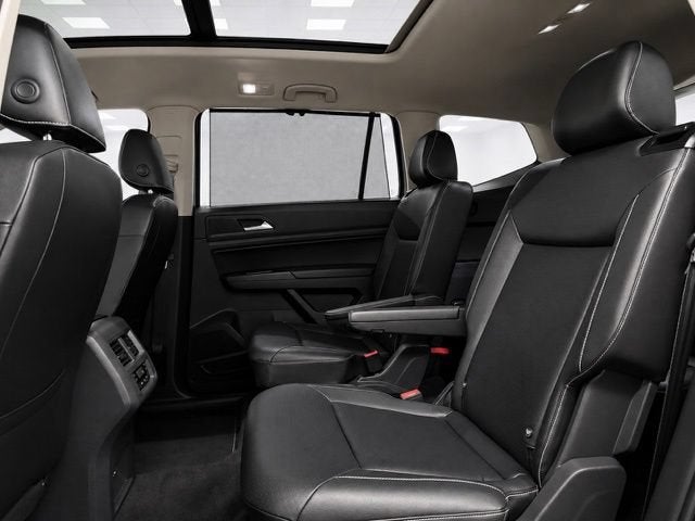 2021 Volkswagen Atlas 3.6L V6 SE w/Technology R-Line