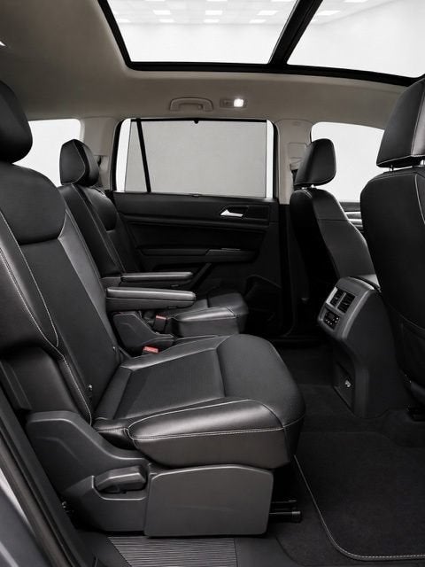 2021 Volkswagen Atlas 3.6L V6 SE w/Technology R-Line