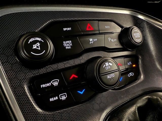 2016 Dodge Challenger R/T Scat Pack