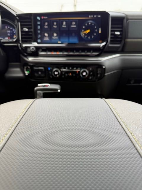 2025 Chevrolet Silverado 1500 ZR2