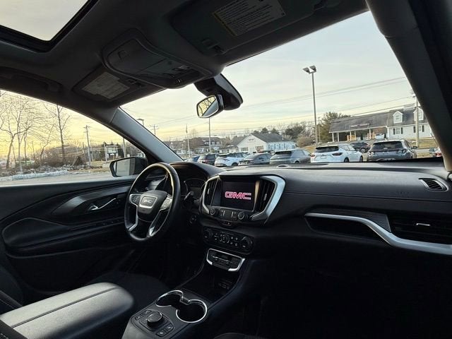 2023 GMC Terrain SLE