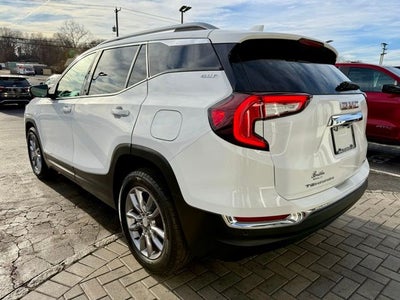 2022 GMC Terrain SLT