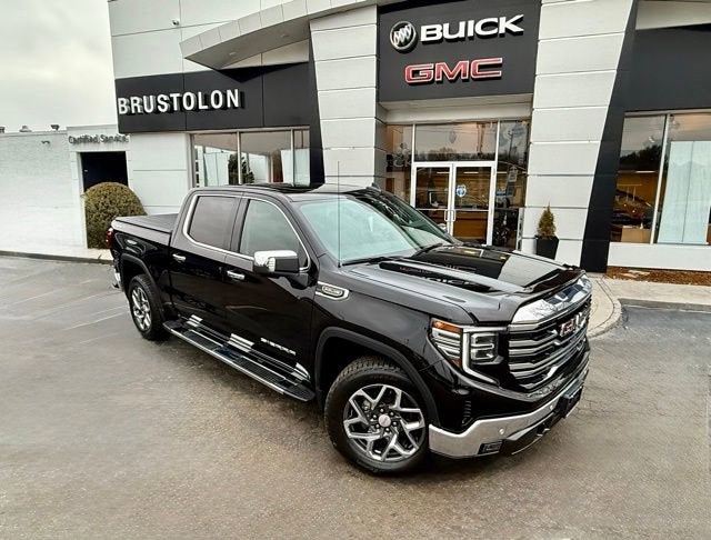 2022 GMC Sierra 1500 SLT