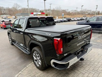 2022 GMC Sierra 1500 SLT