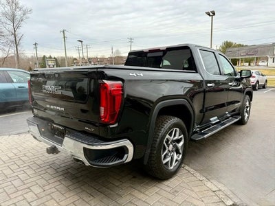 2022 GMC Sierra 1500 SLT