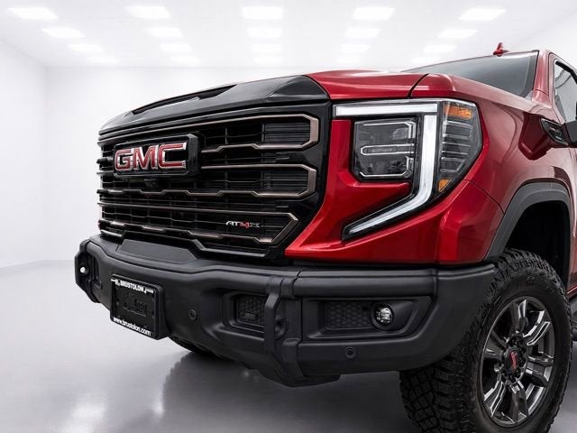 2025 GMC Sierra 1500 AT4X