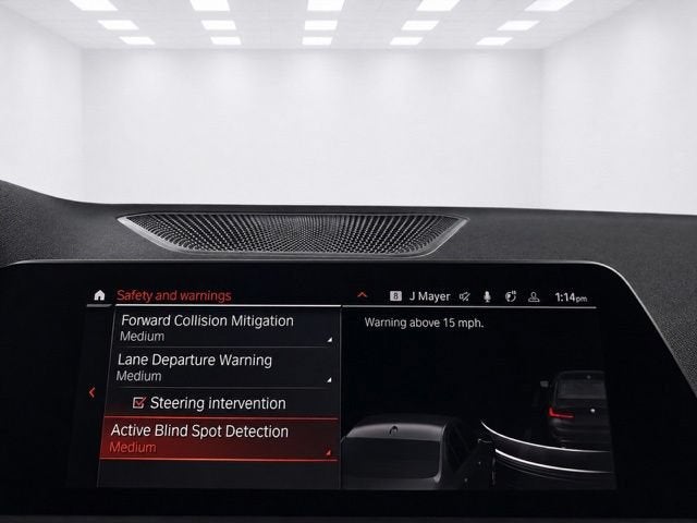 2022 BMW 330e 330e