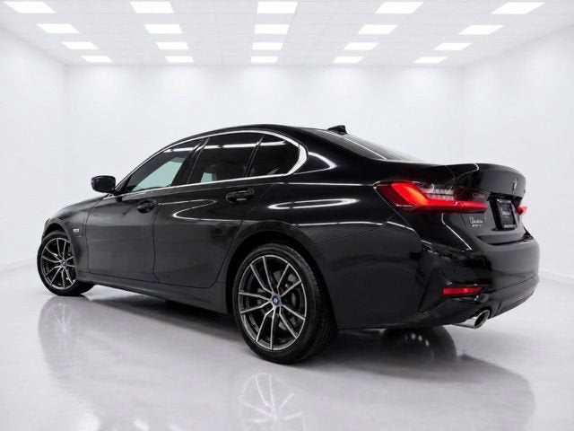 2022 BMW 330e 330e