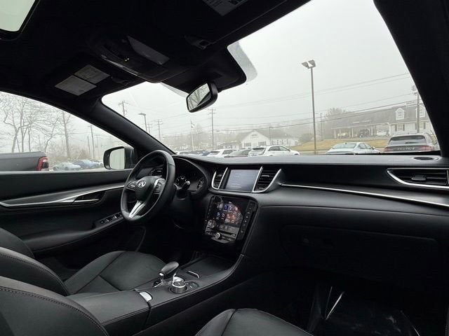 2023 INFINITI QX55 LUXE