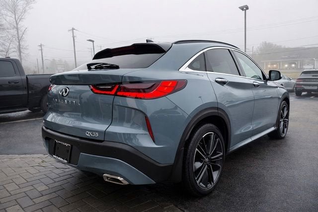 2023 INFINITI QX55 LUXE