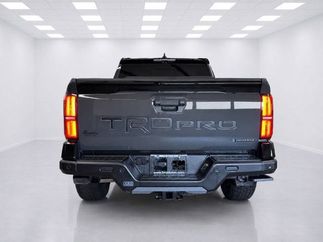 2024 Toyota Tacoma Hybrid TRD Pro 4WD