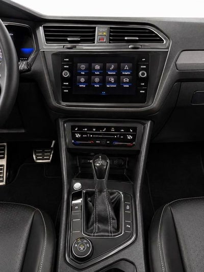 2023 Volkswagen Tiguan SE R-Line Black