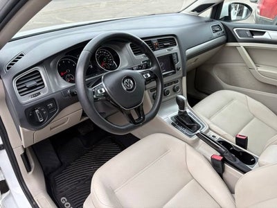 2015 Volkswagen Golf TSI S