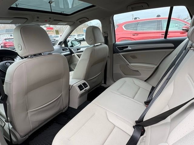 2015 Volkswagen Golf TSI S