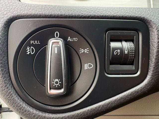 2015 Volkswagen Golf TSI S