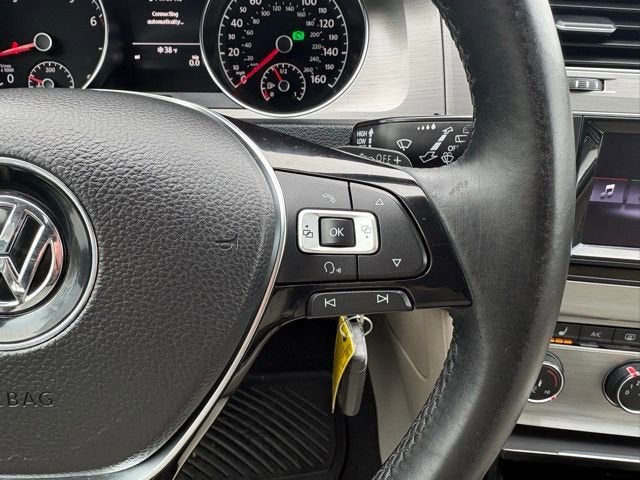 2015 Volkswagen Golf TSI S