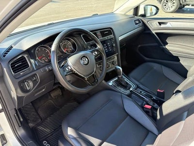 2019 Volkswagen Golf S