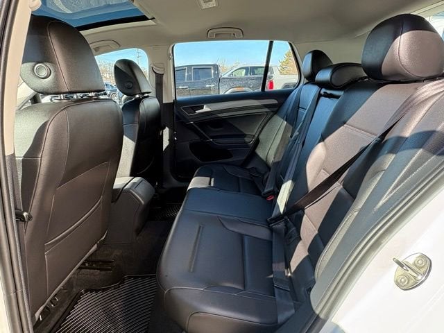 2019 Volkswagen Golf S