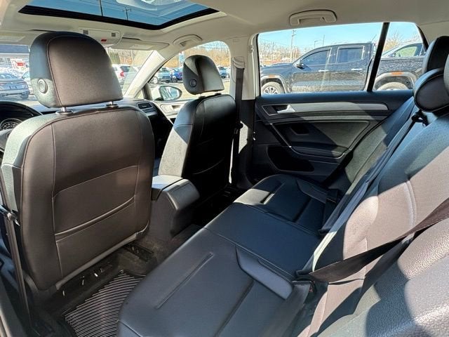 2019 Volkswagen Golf S