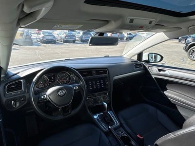 2019 Volkswagen Golf S