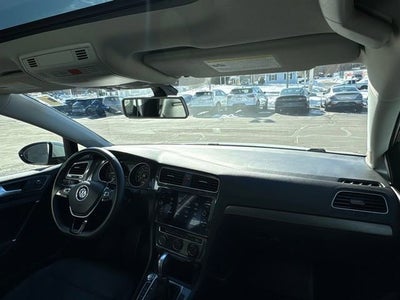 2019 Volkswagen Golf S