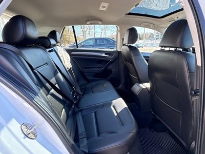 2019 Volkswagen Golf S