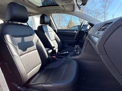 2019 Volkswagen Golf S